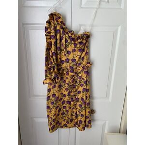 delfi gold pleated silk mini dress Collective | Dresses | Spaghettistrap stopping look